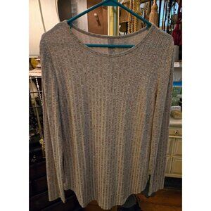 WT# 1082 Women's Medium Long Sleeve Beige Sweater